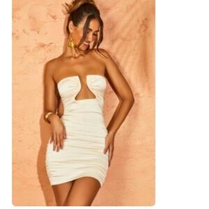 Elegant Cream Strapless Dress